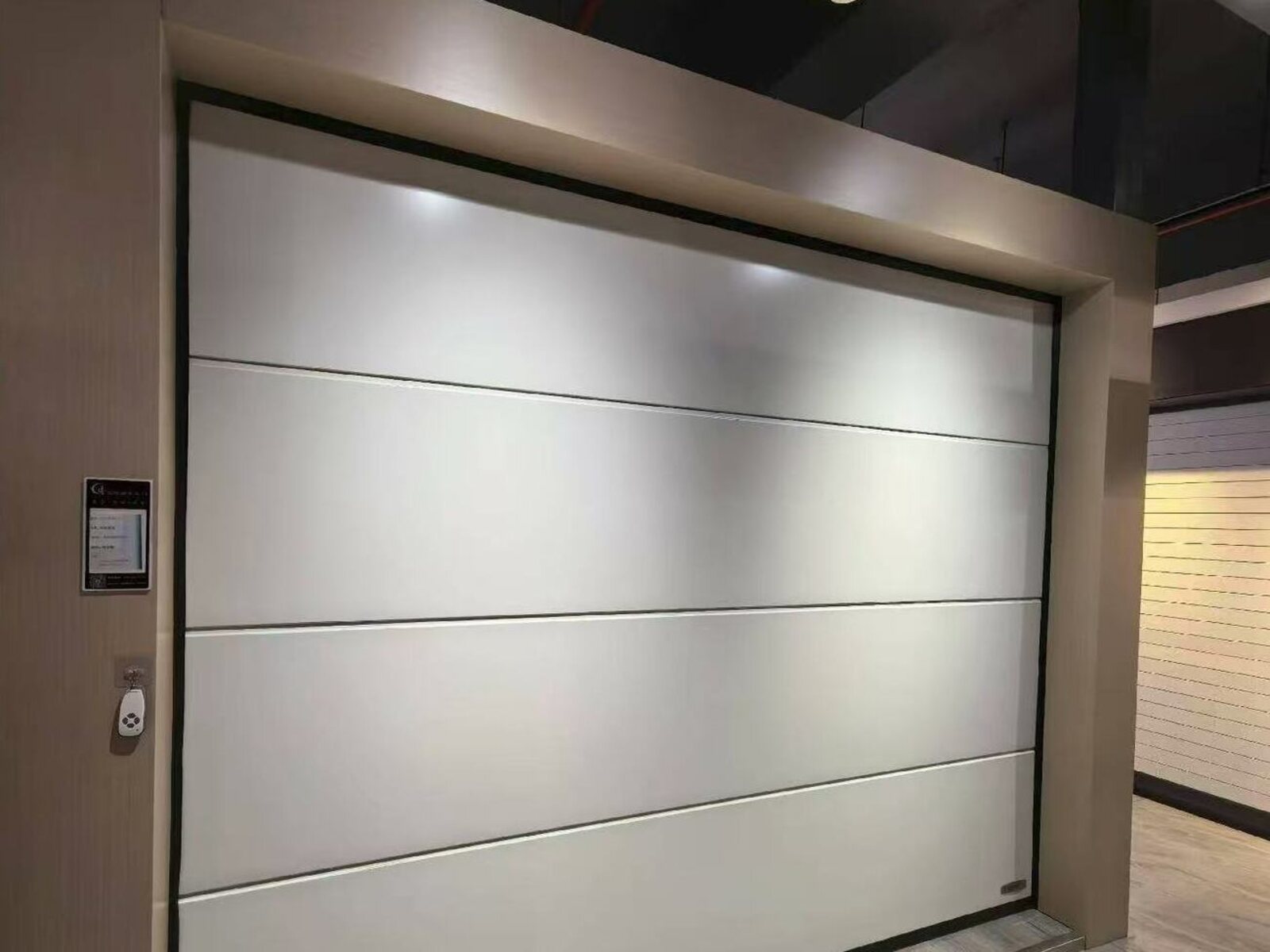 Senhai custom garage door installed on a modern villa
